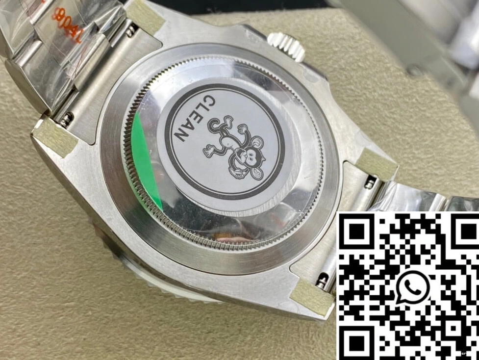 Factory V4 116610LV-97200 Green Dial Submariner Clean Rolex 1221